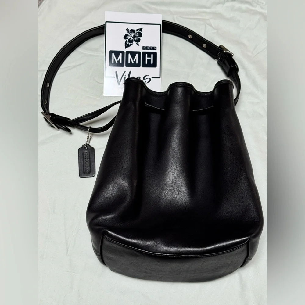 Coach Classic Vintage Legacy Bucket bag Style #9165 - Excellent Condition - Picture 1 of 4